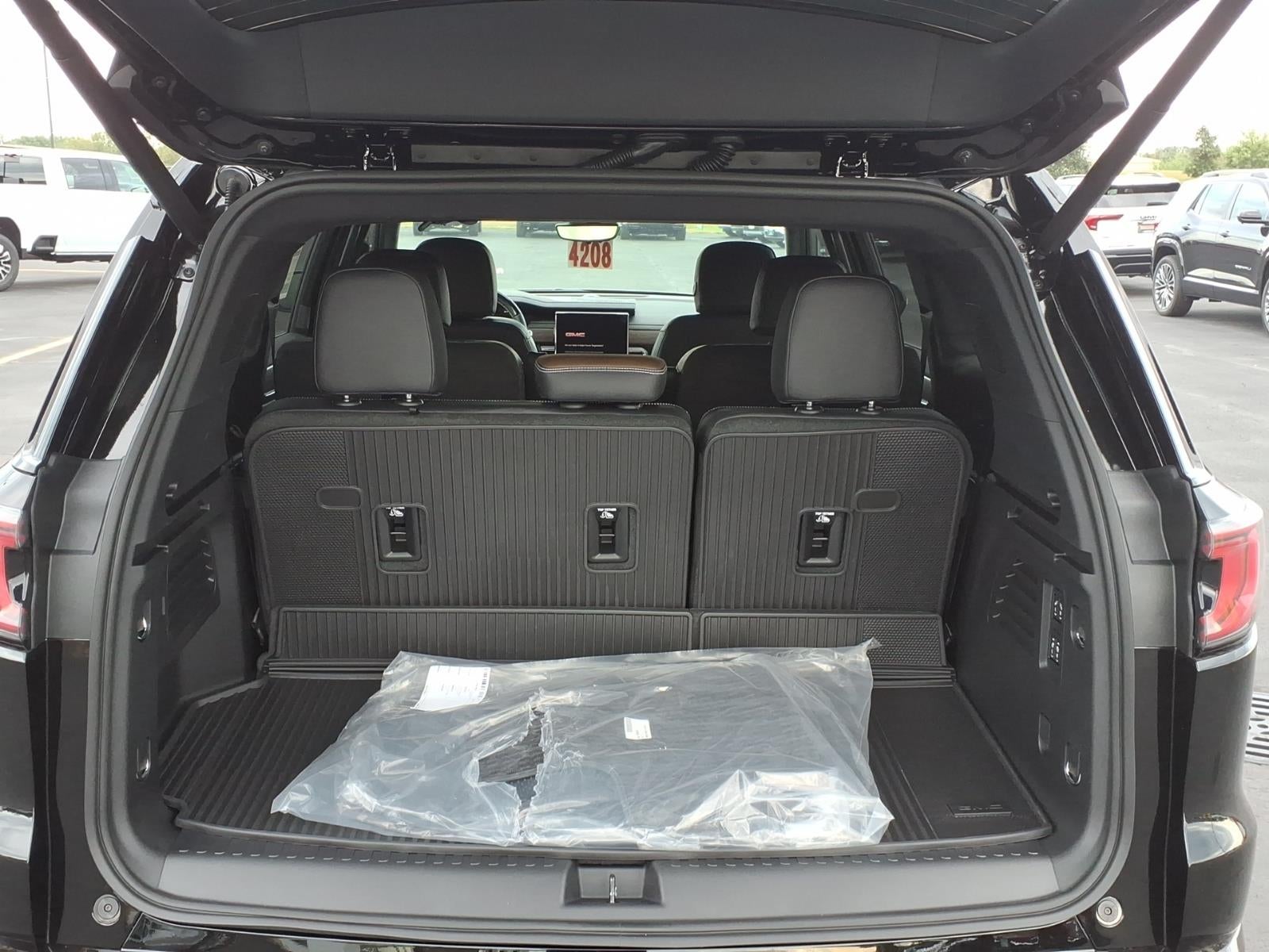 2027 GMC Acadia Denali Ultimate