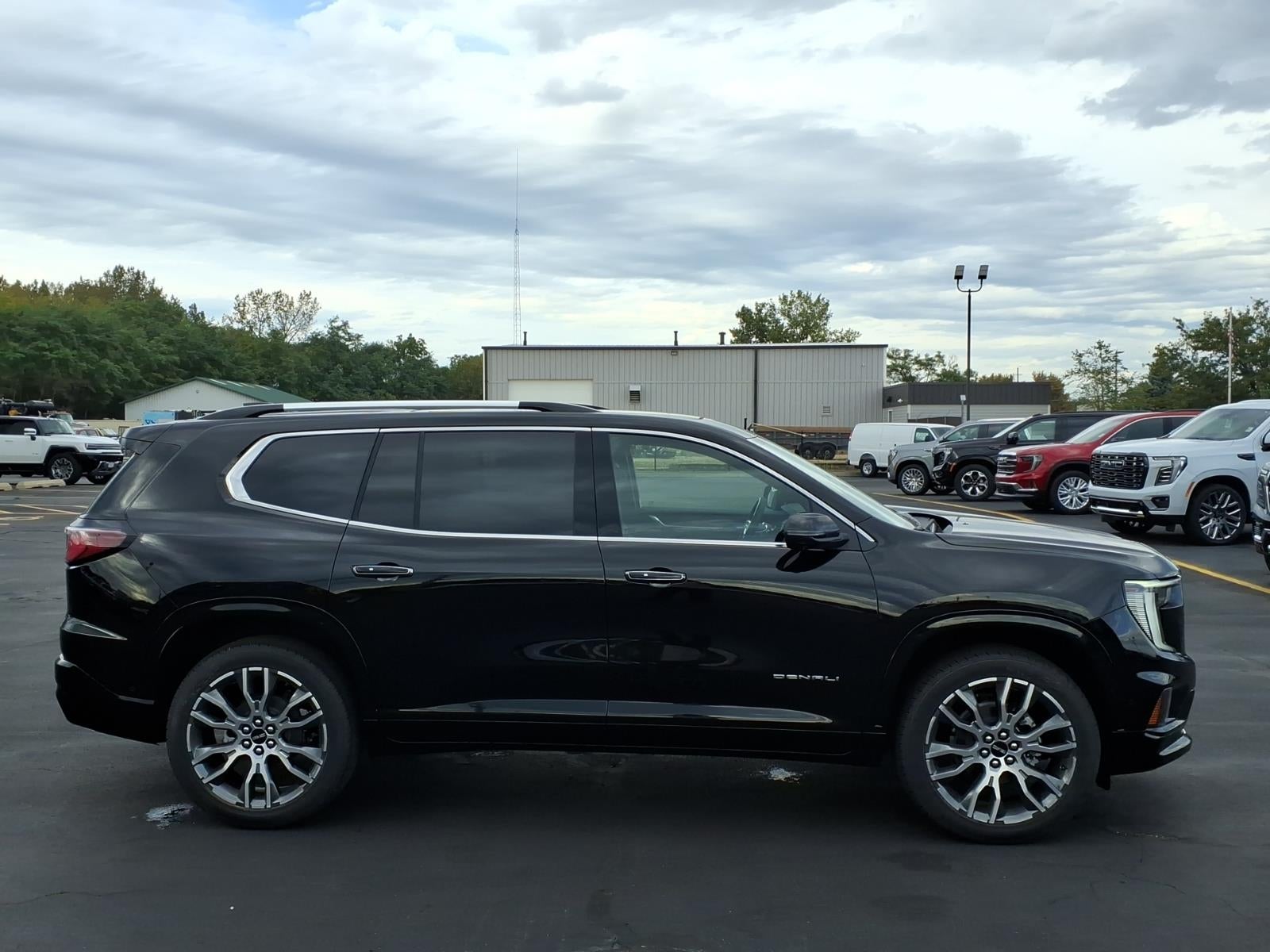 2027 GMC Acadia Denali Ultimate
