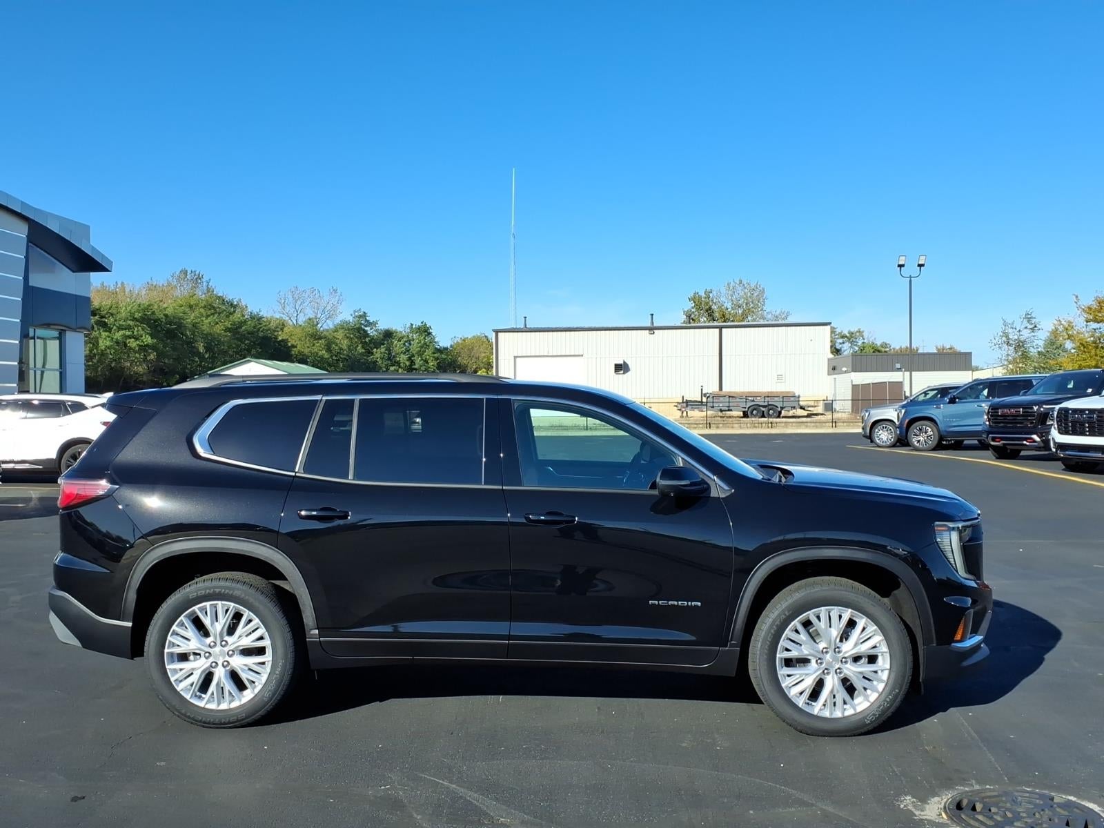2027 GMC Acadia Elevation