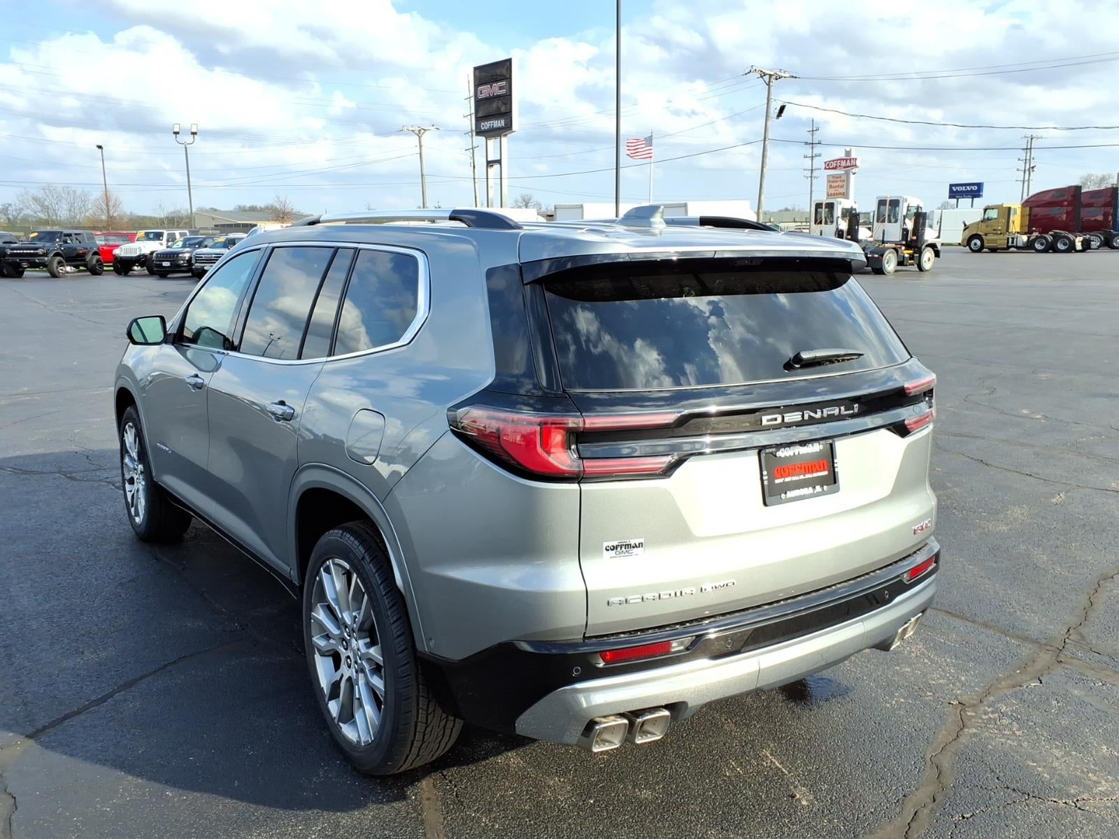 2026 GMC Acadia Denali