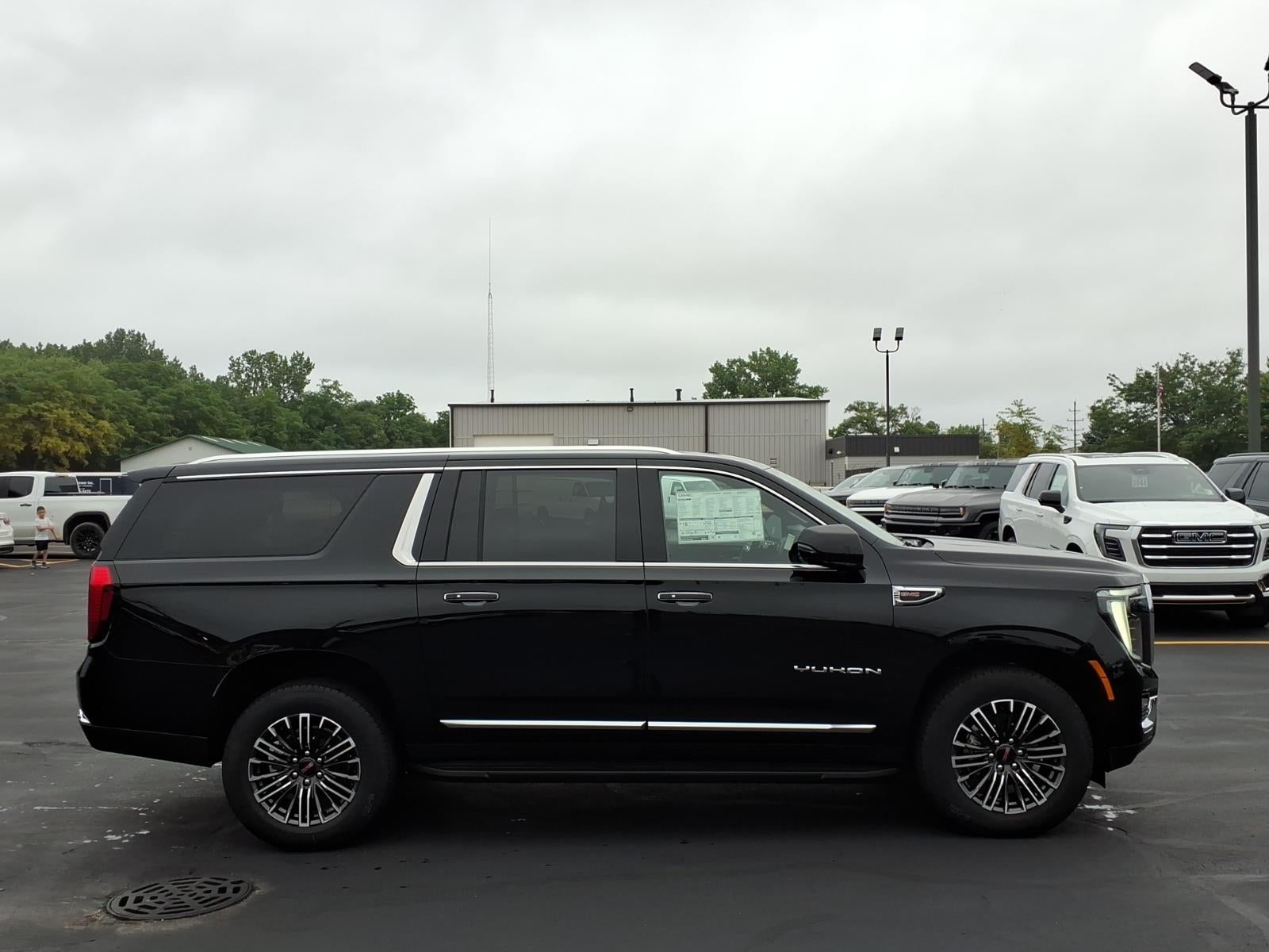 2026 GMC Yukon XL Elevation
