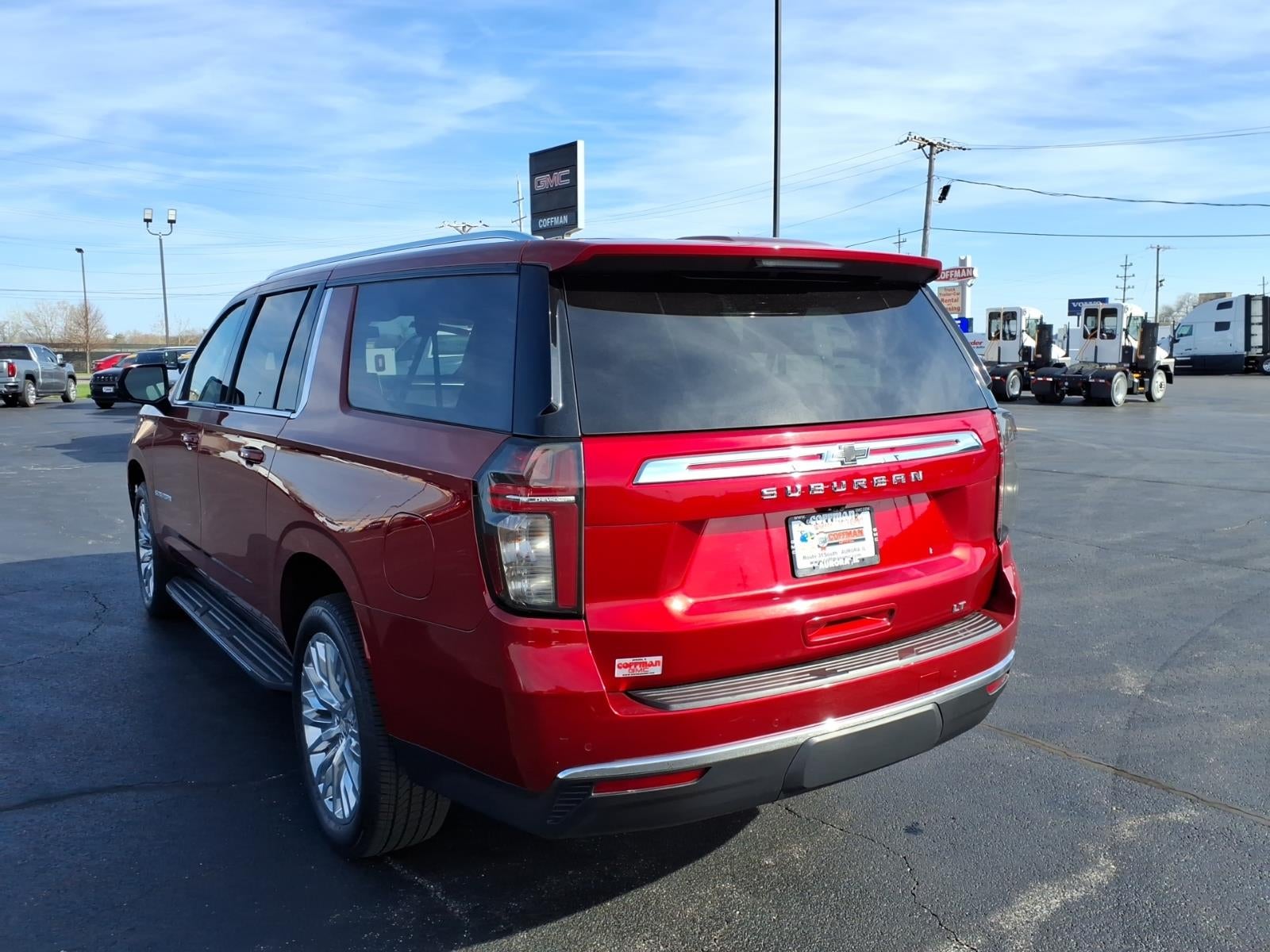 2024 Chevrolet Suburban LT