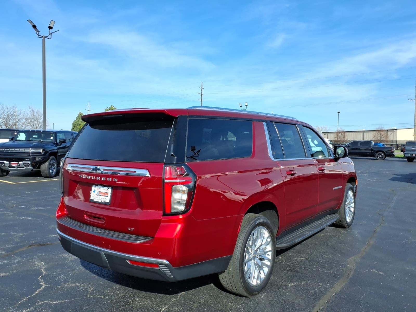 2024 Chevrolet Suburban LT