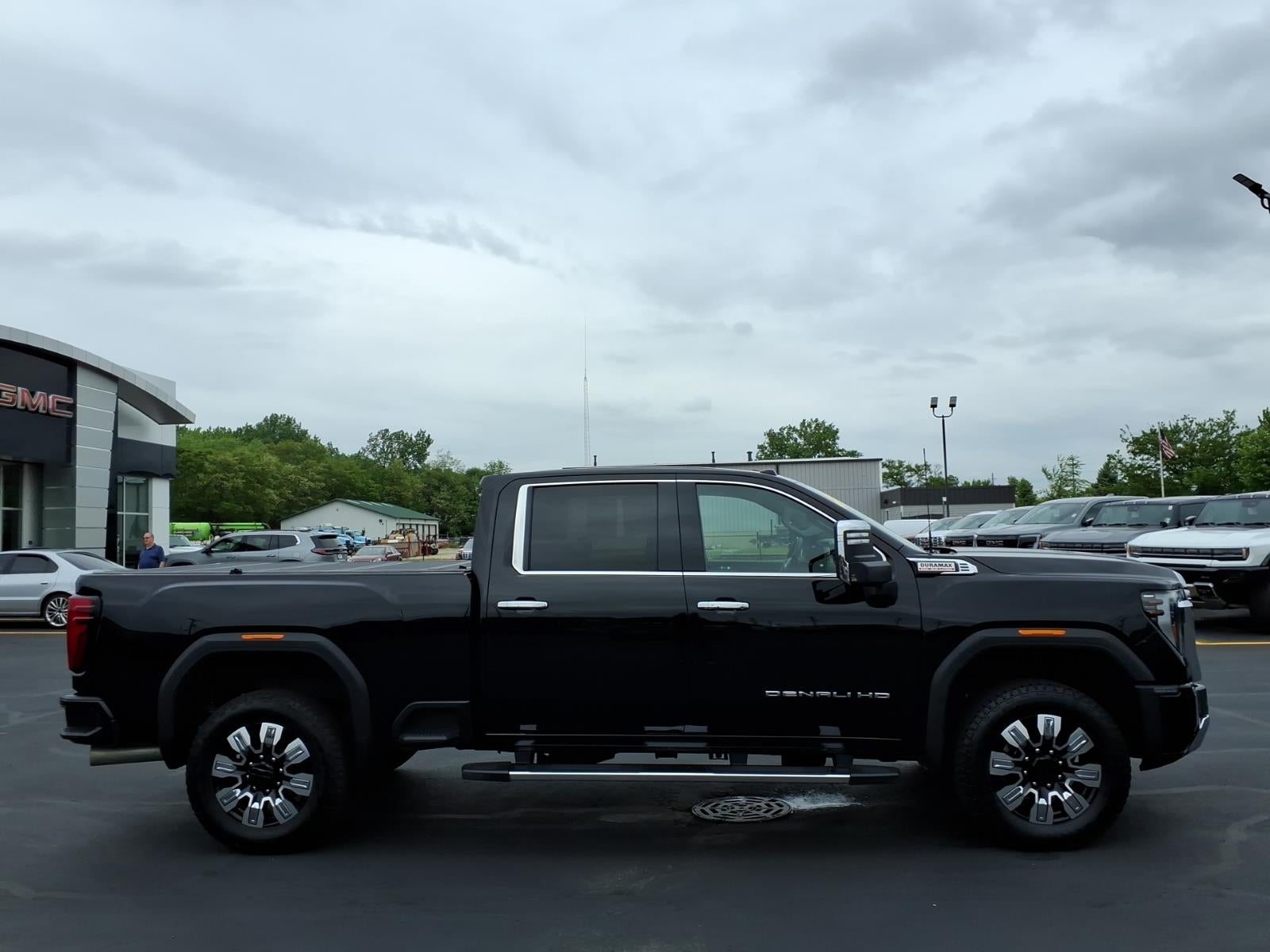 2024 GMC Sierra 2500 HD Denali