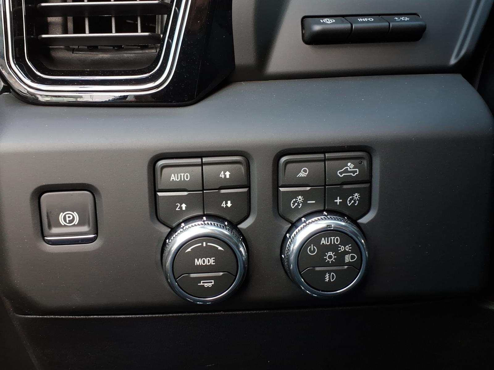 2026 GMC Sierra 3500HD AT4 - Photo 20