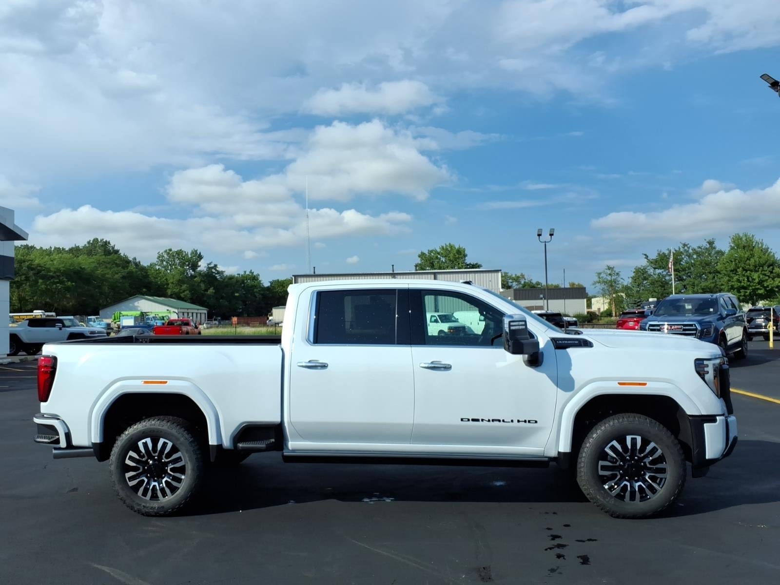 2026 GMC Sierra 3500 HD Denali Ultimate