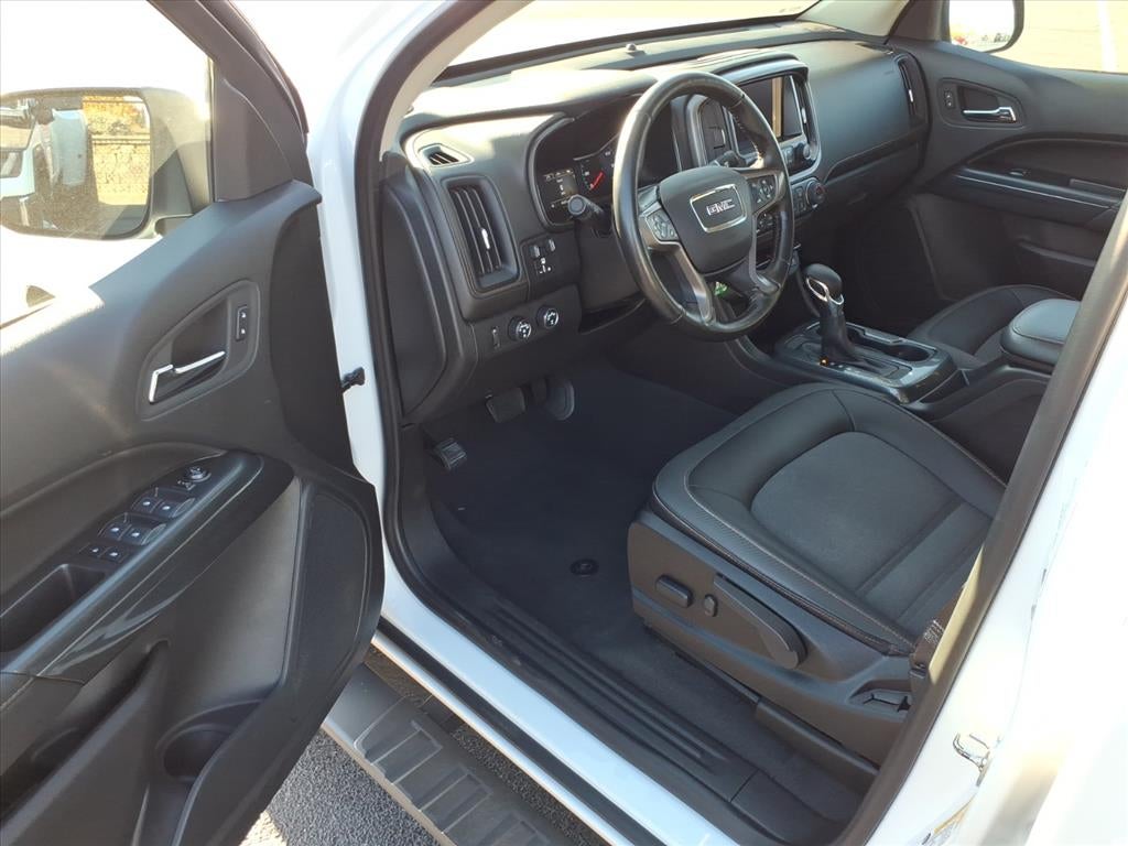 2022 GMC Canyon AT4 - Cloth