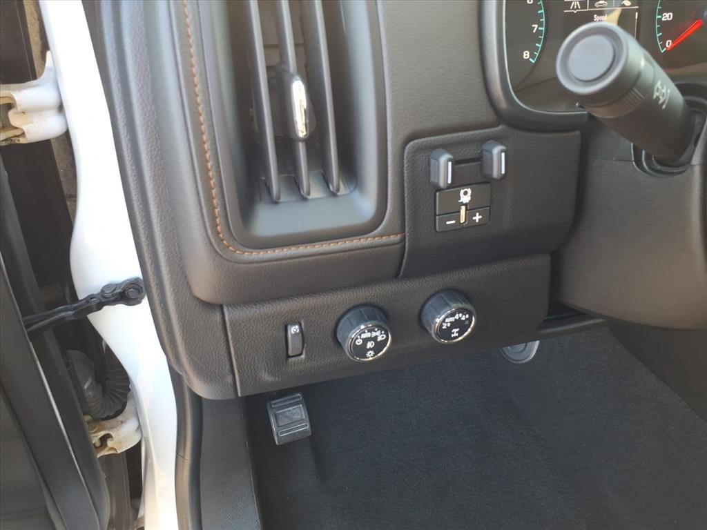 2022 GMC Canyon AT4 - Cloth