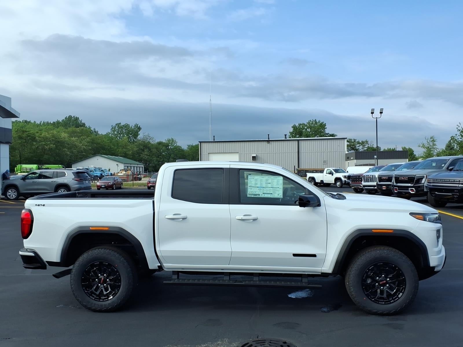 2026 GMC Canyon Elevation