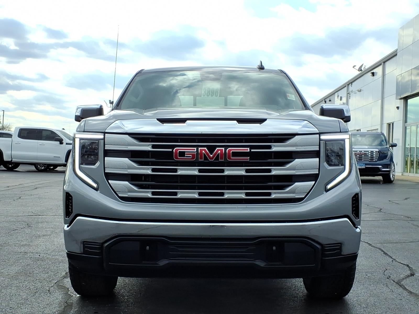 2026 GMC Sierra 1500 SLE