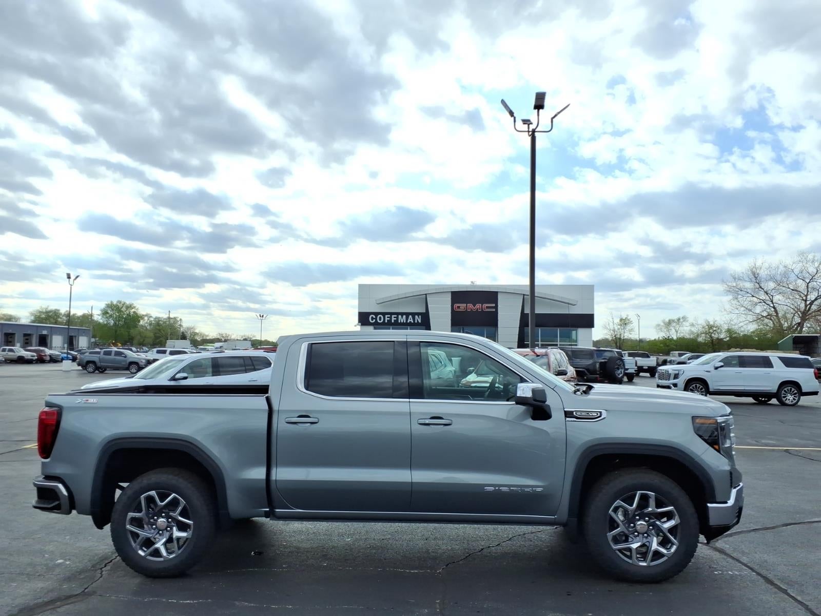 2026 GMC Sierra 1500 SLE