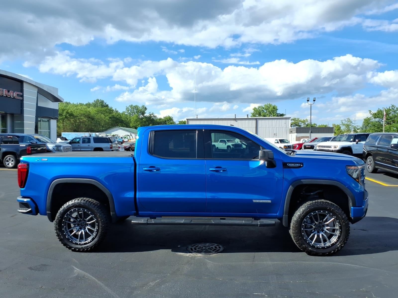 2022 GMC Sierra 1500 Elevation