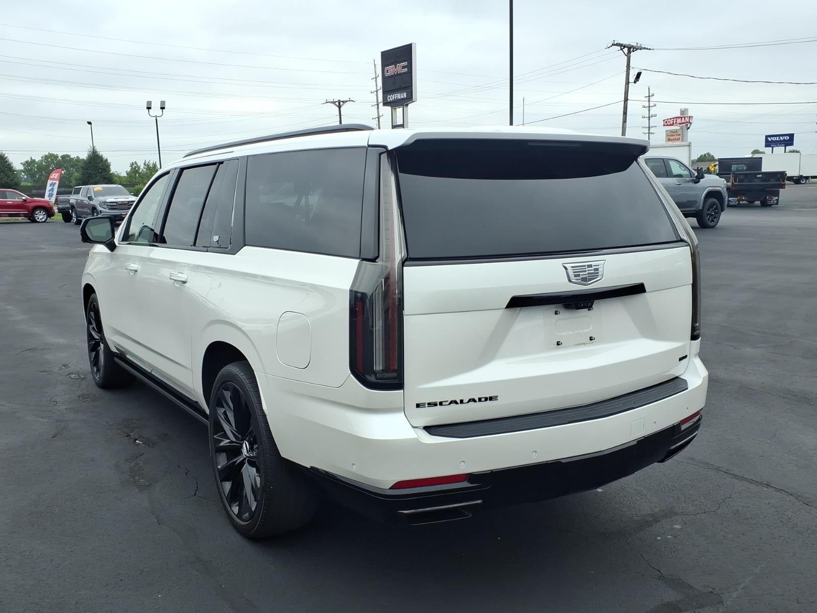 2025 Cadillac Escalade ESV Sport Platinum