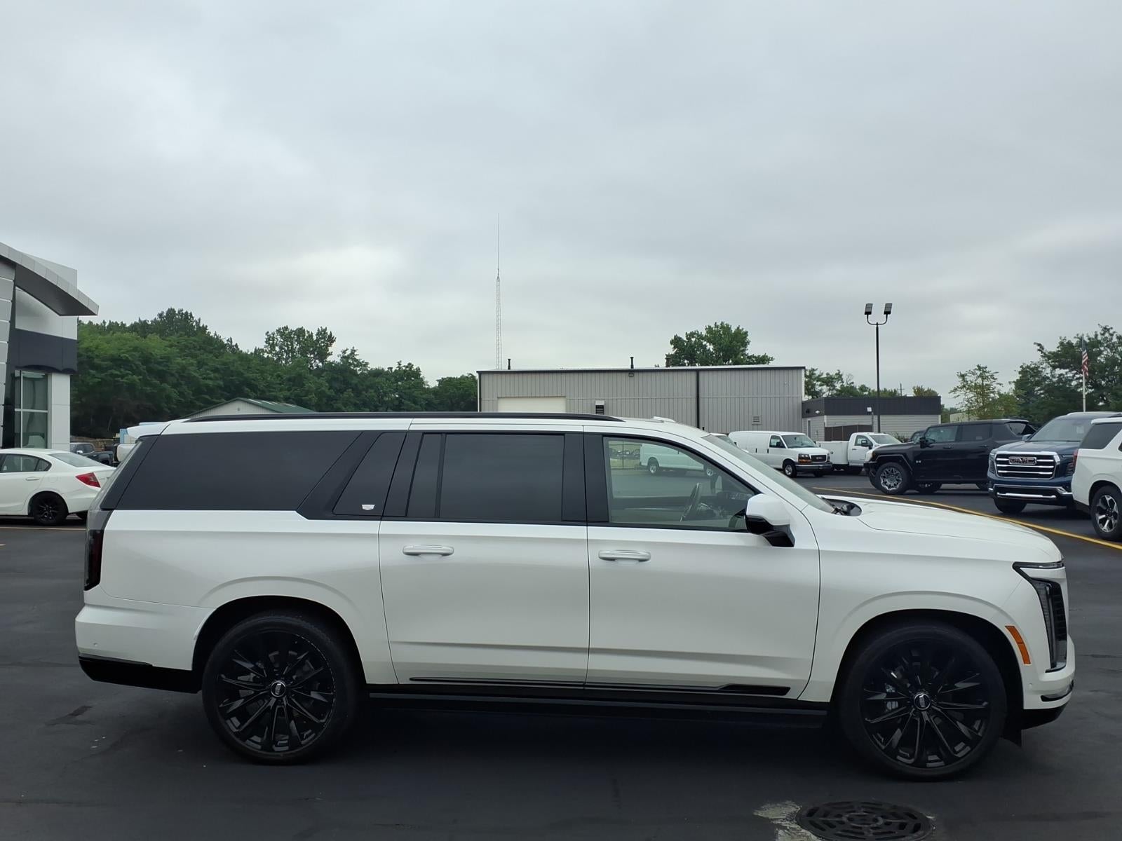 2025 Cadillac Escalade ESV Sport Platinum