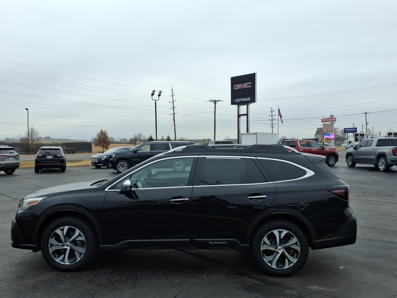 2022 Subaru Outback Touring XT