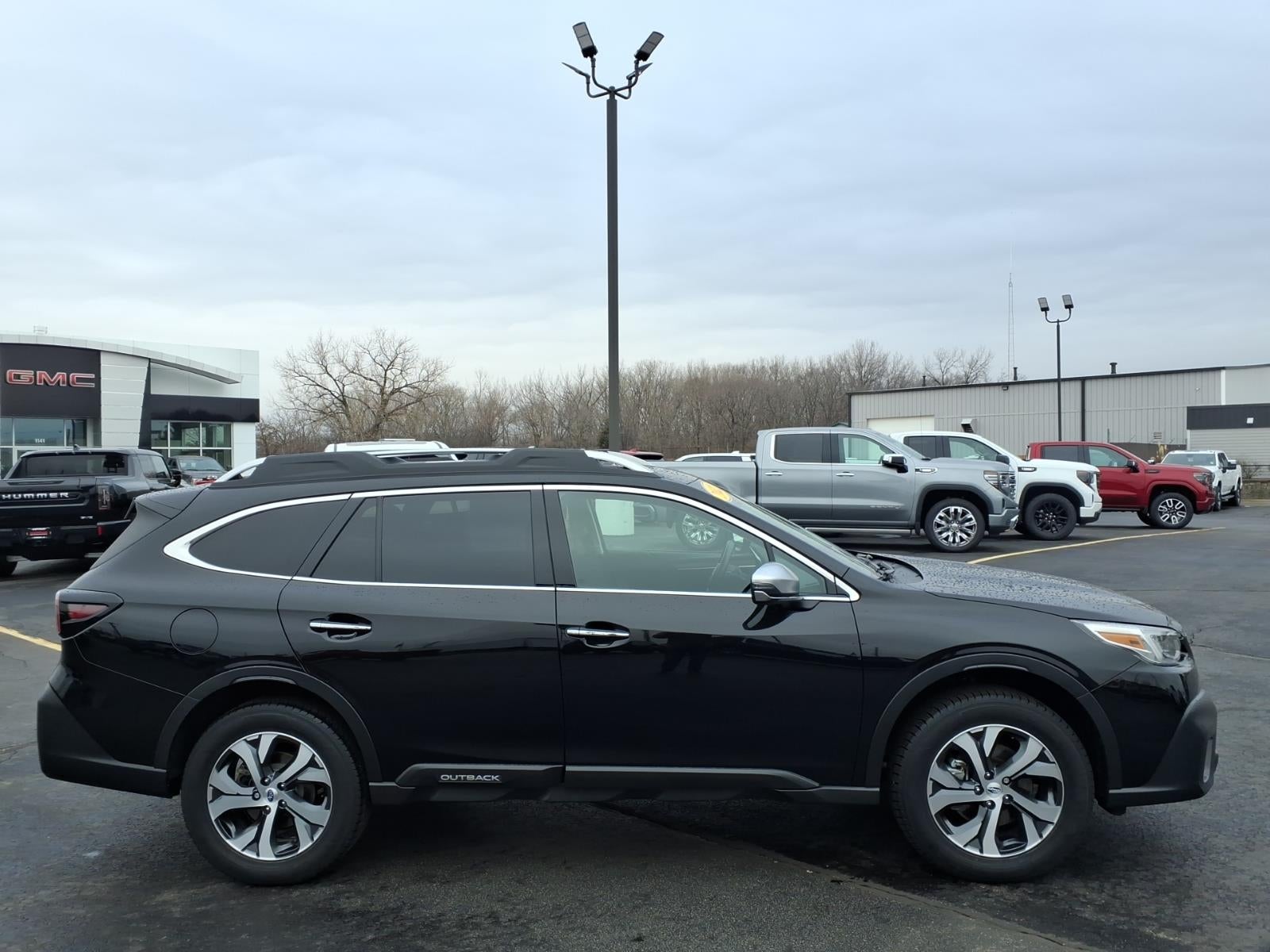 2022 Subaru Outback Touring XT