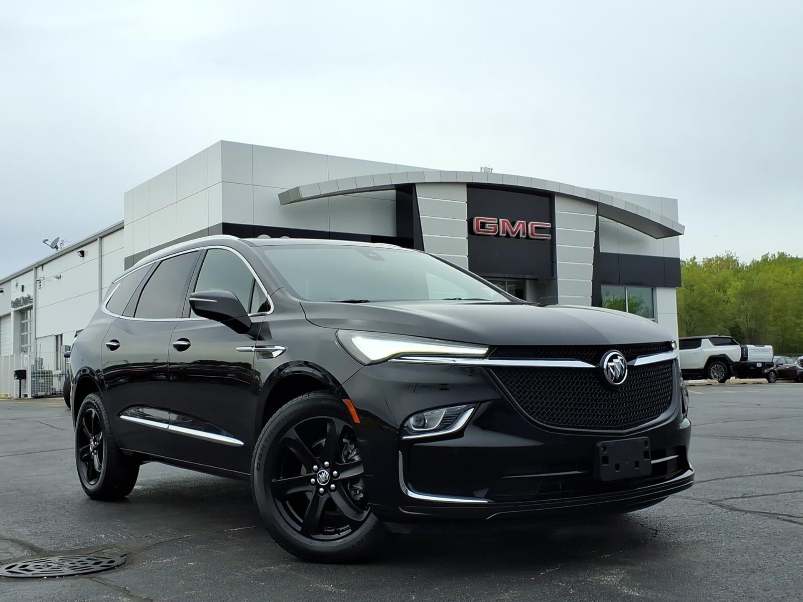 2023 Buick Enclave Essence