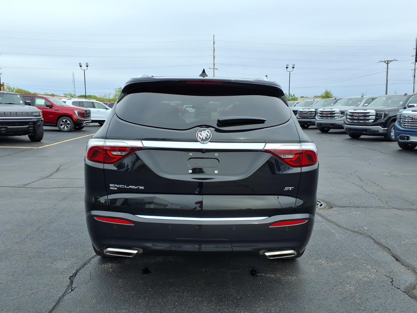 2023 Buick Enclave Essence