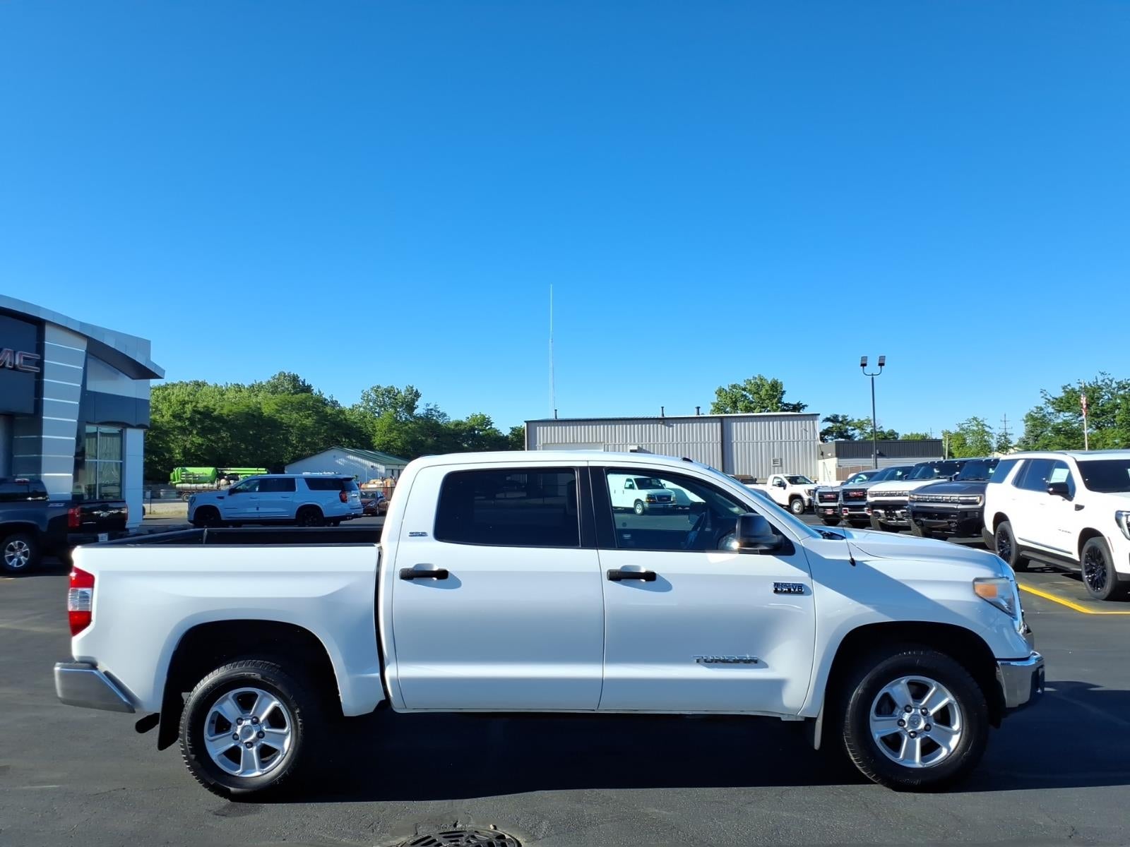 2016 Toyota Tundra 4WD Truck SR5
